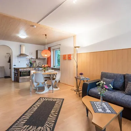 Apartment Blick